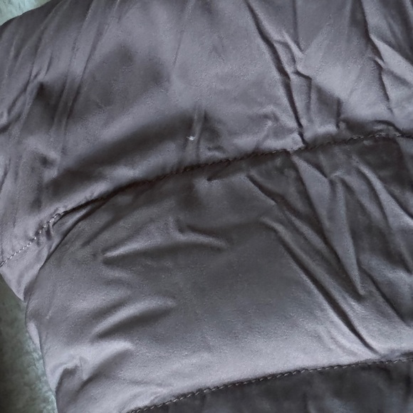 Lululemon Pack it Down Jacket - Picture 6 of 8